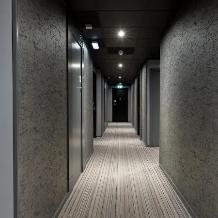 Centre By Ihg 4*