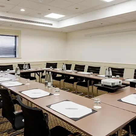 Centre By Ihg Hotel 4*