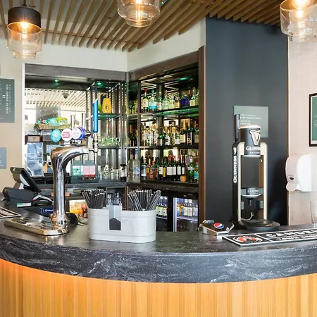 Centre By Ihg 4*