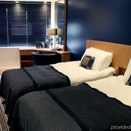 Centre By Ihg 4*