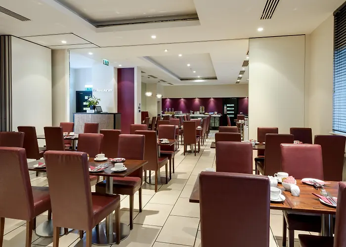 Hotel Centre By Ihg 4*