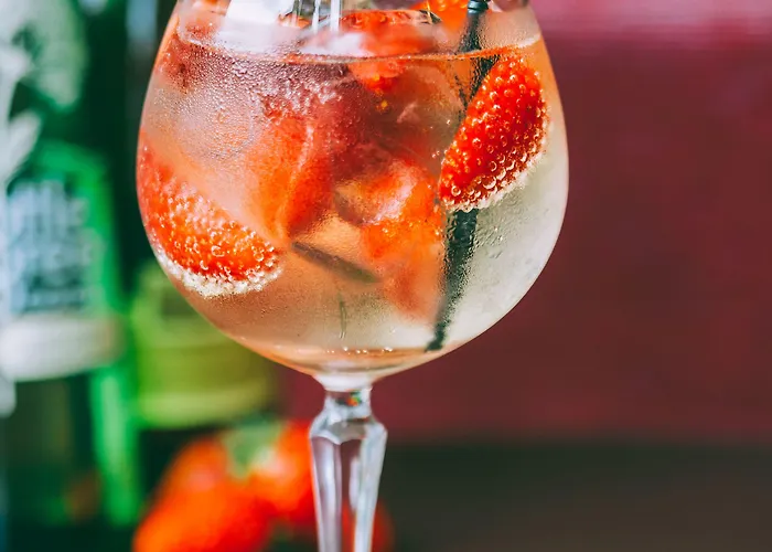 Centre By Ihg Hotel 4*