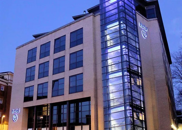 Centre By Ihg 4* York
