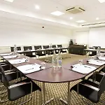 Отель Centre By Ihg